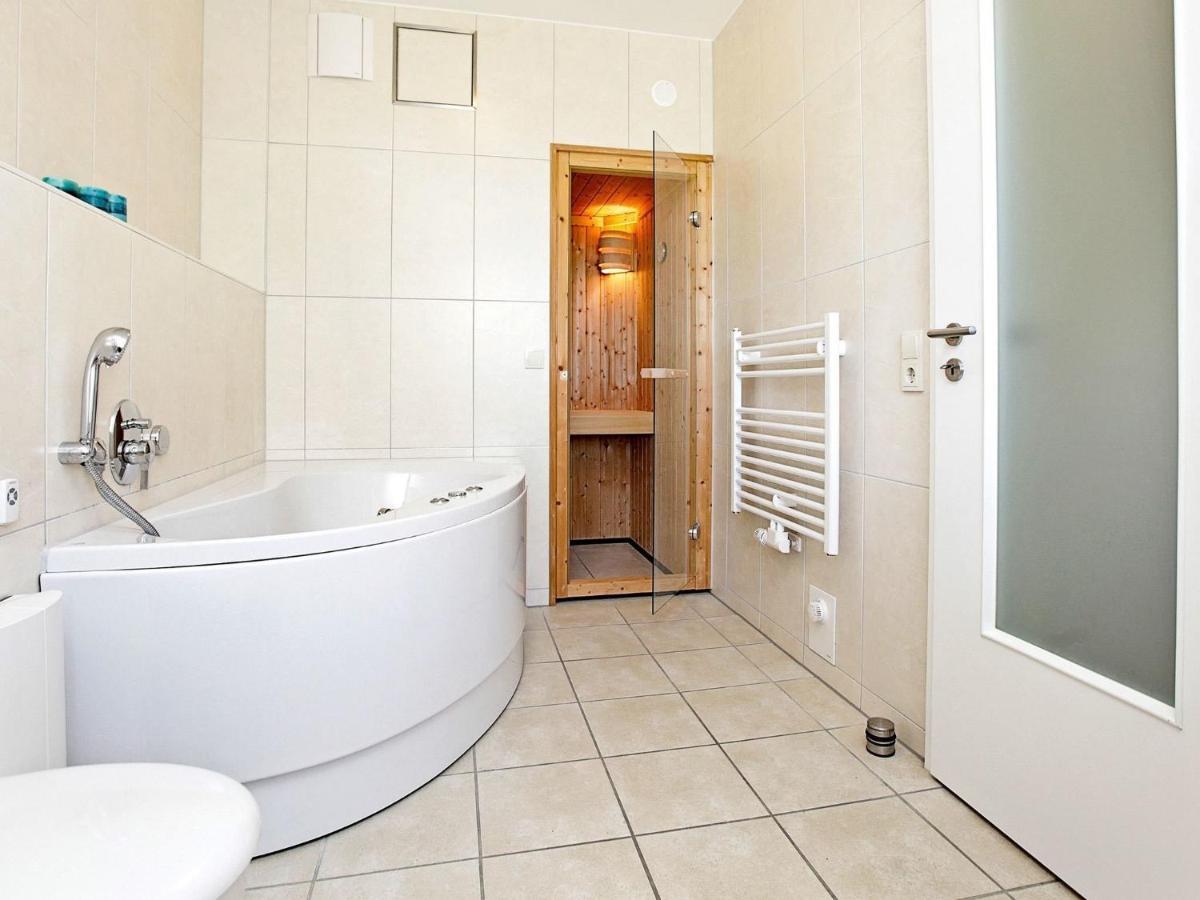 Two-Bedroom Holiday home in Großenbrode 18 Buitenkant foto